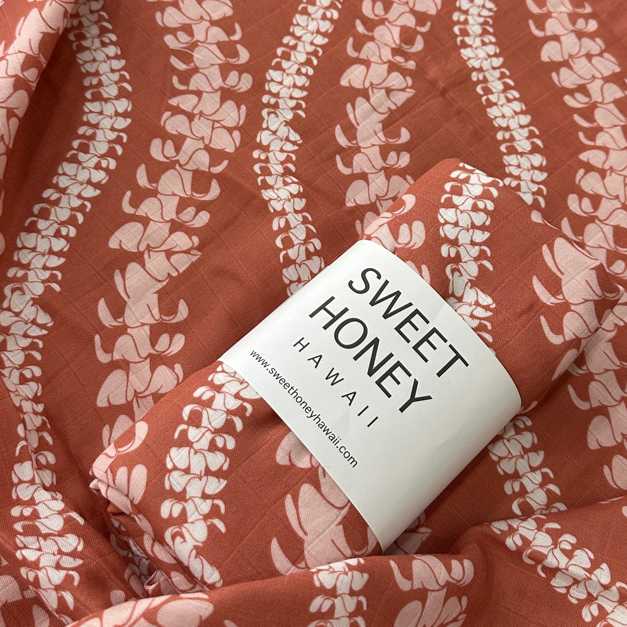 Brick Puakenikeni Lei Swaddle Blanket - Sweet Sweet Honey Hawaii